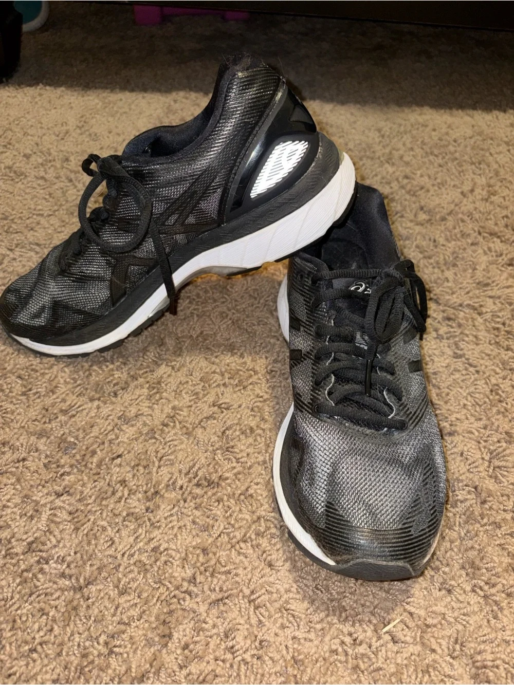 Women's Black Women’s Black ASICS size 7.5